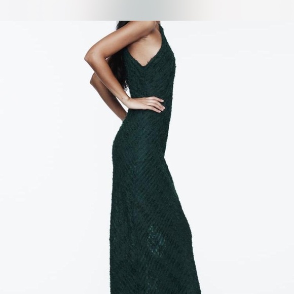 Elegant Dark Green Halter Dress - Picture 4 of 8